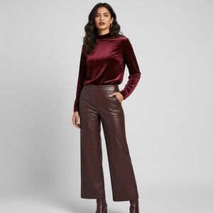 CHICOS Burgundy Faux Vegan Leather Wide Leg Cropped Pants Size 2.5/14 Elastic